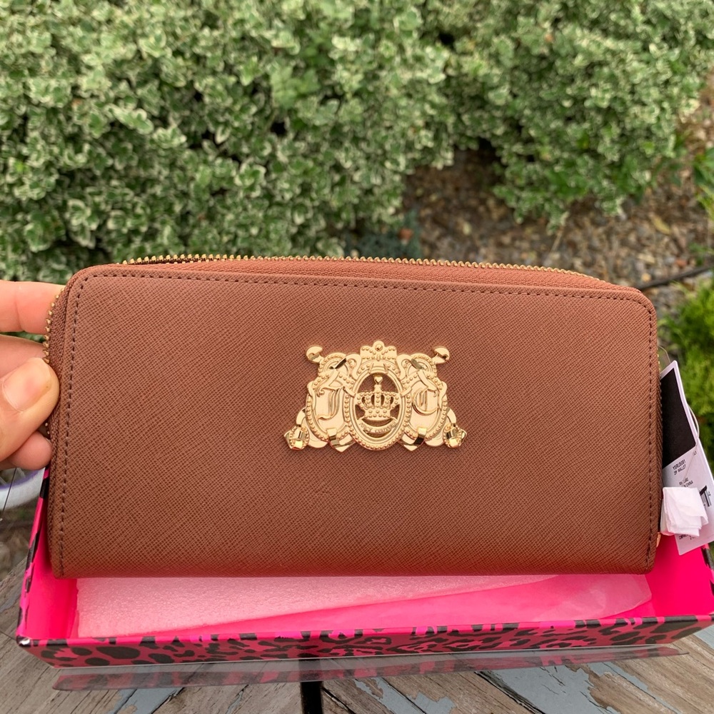Juicy couture wallet